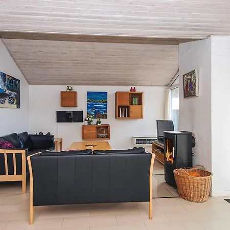 Dom wakacyjny Cozy Pool House By The Sea - By Traum
